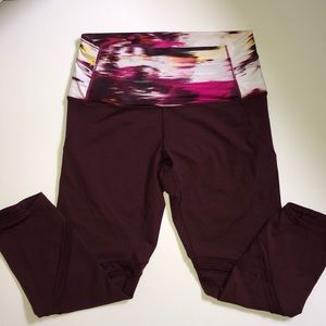 NWOT ✨Lululemon Maroon Crop Leggings Medium